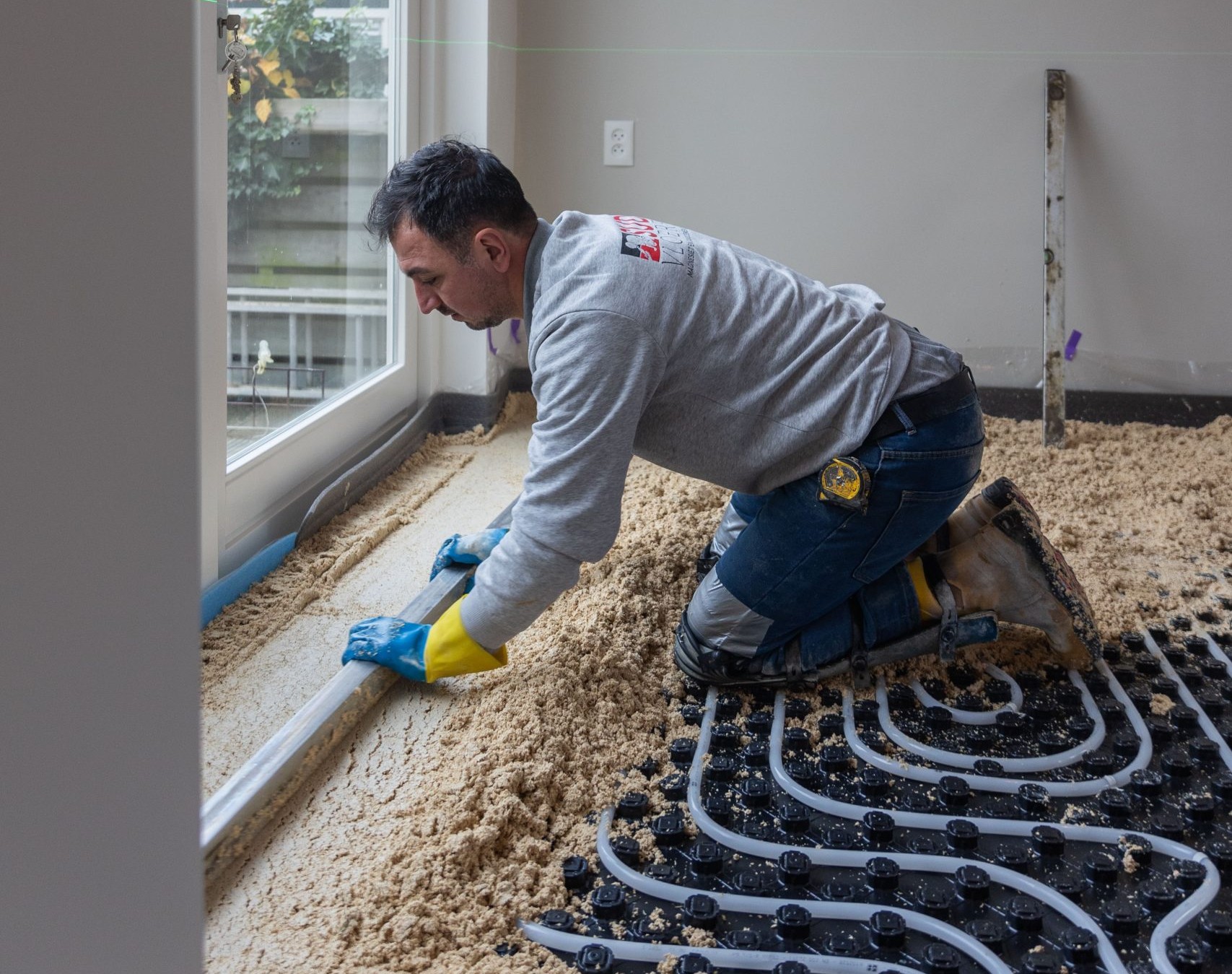 cementdekvloer storten