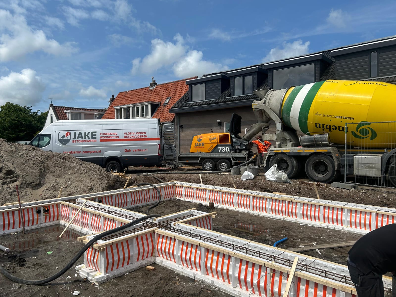 Gevlinderde betonvloer buiten