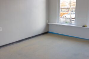 Zandcementdekvloer aanleggen
